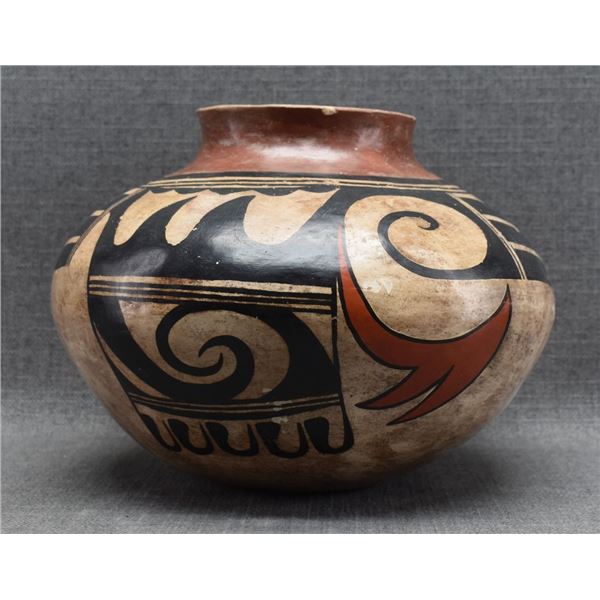 DECORATIVE POTTERY JAR