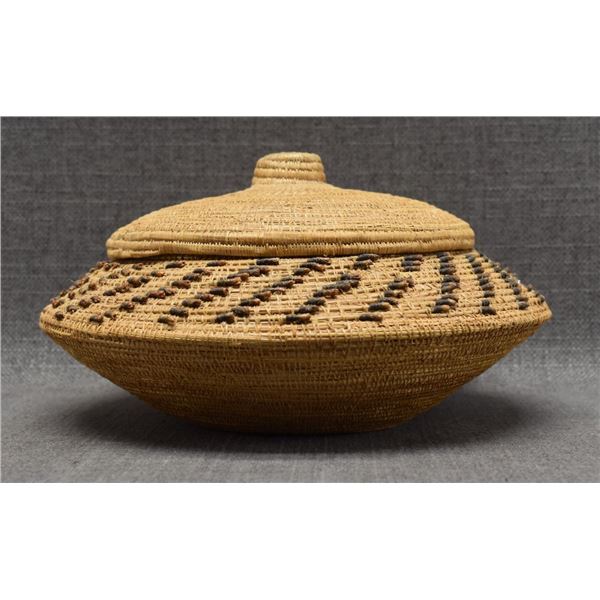 COUSHATTA INDIAN BASKET