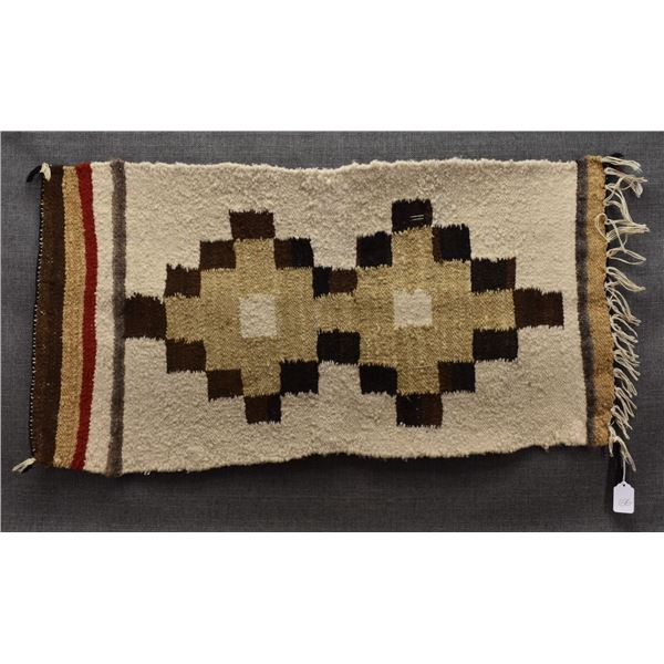 NAVAJO INDIAN TEXTILE