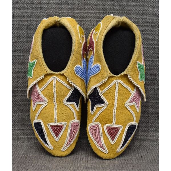 OTOE INDIAN MOCCASINS