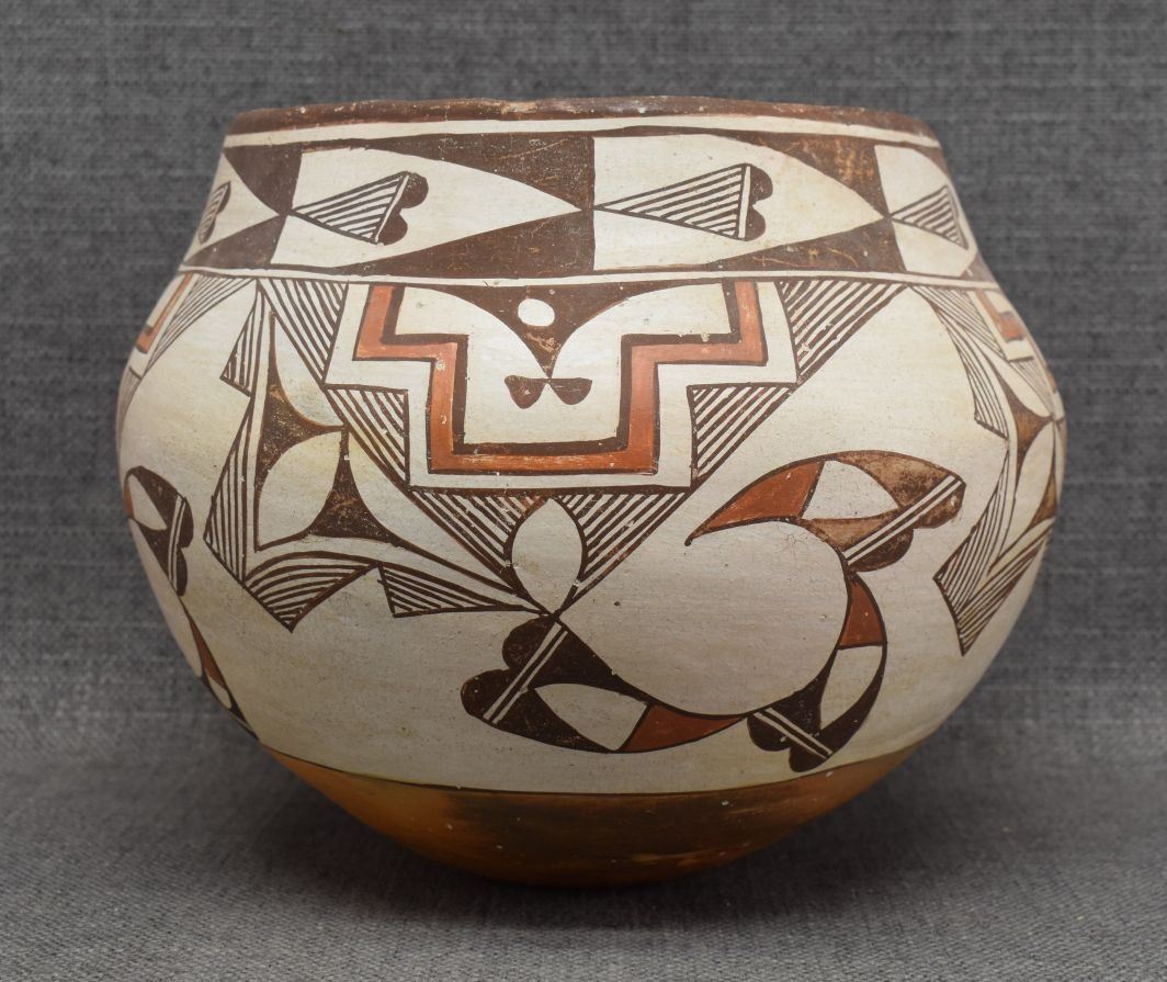 ACOMA POTTERY JAR