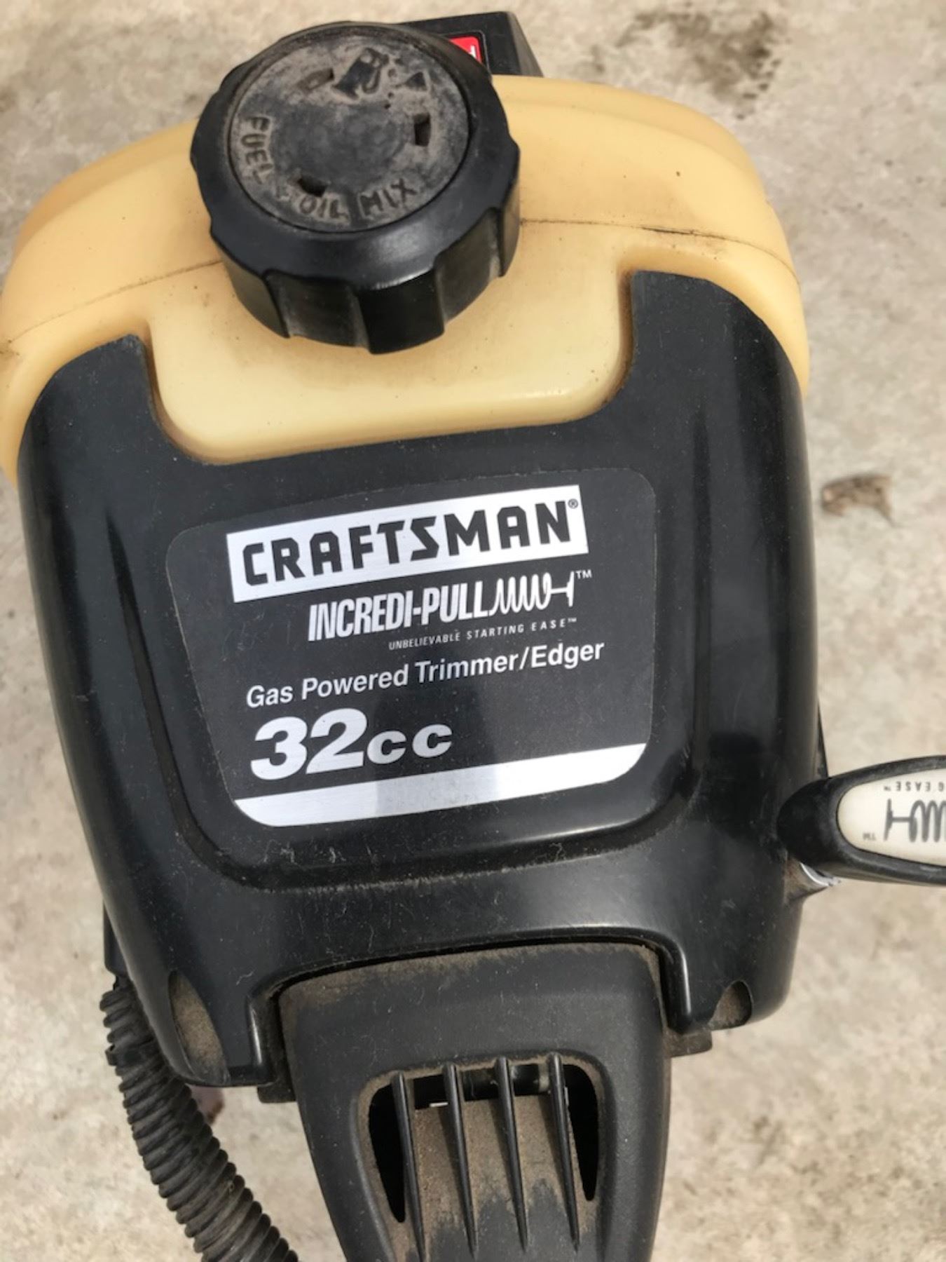 CRAFTSMAN INCREDI-PULL GAS POWERED TRIMMER/EDGER - WORKS!