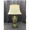 Image 4 : Vintage Pottery Lamp Floral Green Design Artist Signed Hand Painted made in WPG Fabric Shade