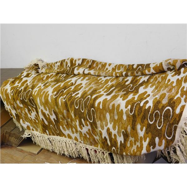 Large Knit Pillow Rounded End Wall Rug