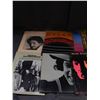 Image 4 : Lot of 10 Bob Dylan Books