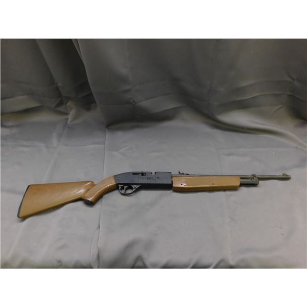 Model 781 Crosman BB Pellet Gun