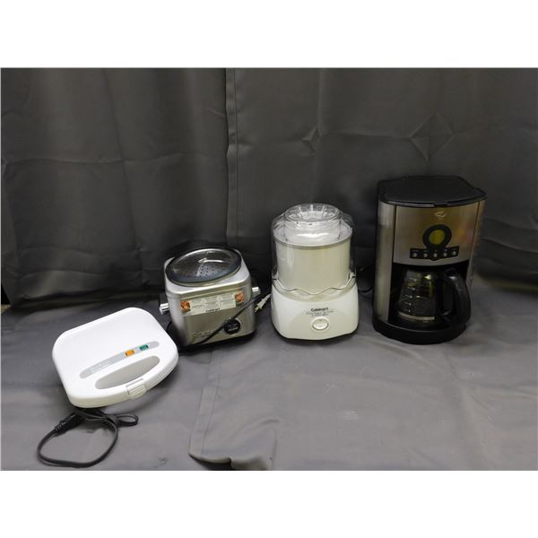 Lot of 4 Kitchen Appliances Coffee Maker, Ice Cream Machine, Rice Cooker and Hot Press