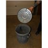 Image 3 : Vintage Galvanized Steel Trash Can 20" Tall 17" Diameter