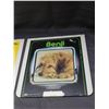 Image 2 : Lot of 2 Benji and Marx Brothers Electronic Video Discs