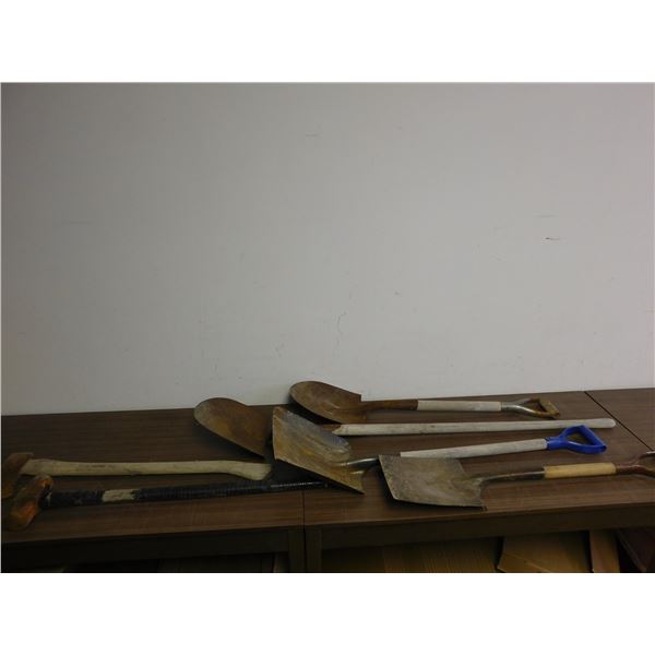 Lot of 8 Shovels, Axe, Mallet *rusted*