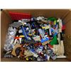 Image 1 : 8 Lbs of Assorted LEGO Bricks