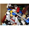 Image 2 : 2lb Box of LEGO Bricks / Parts