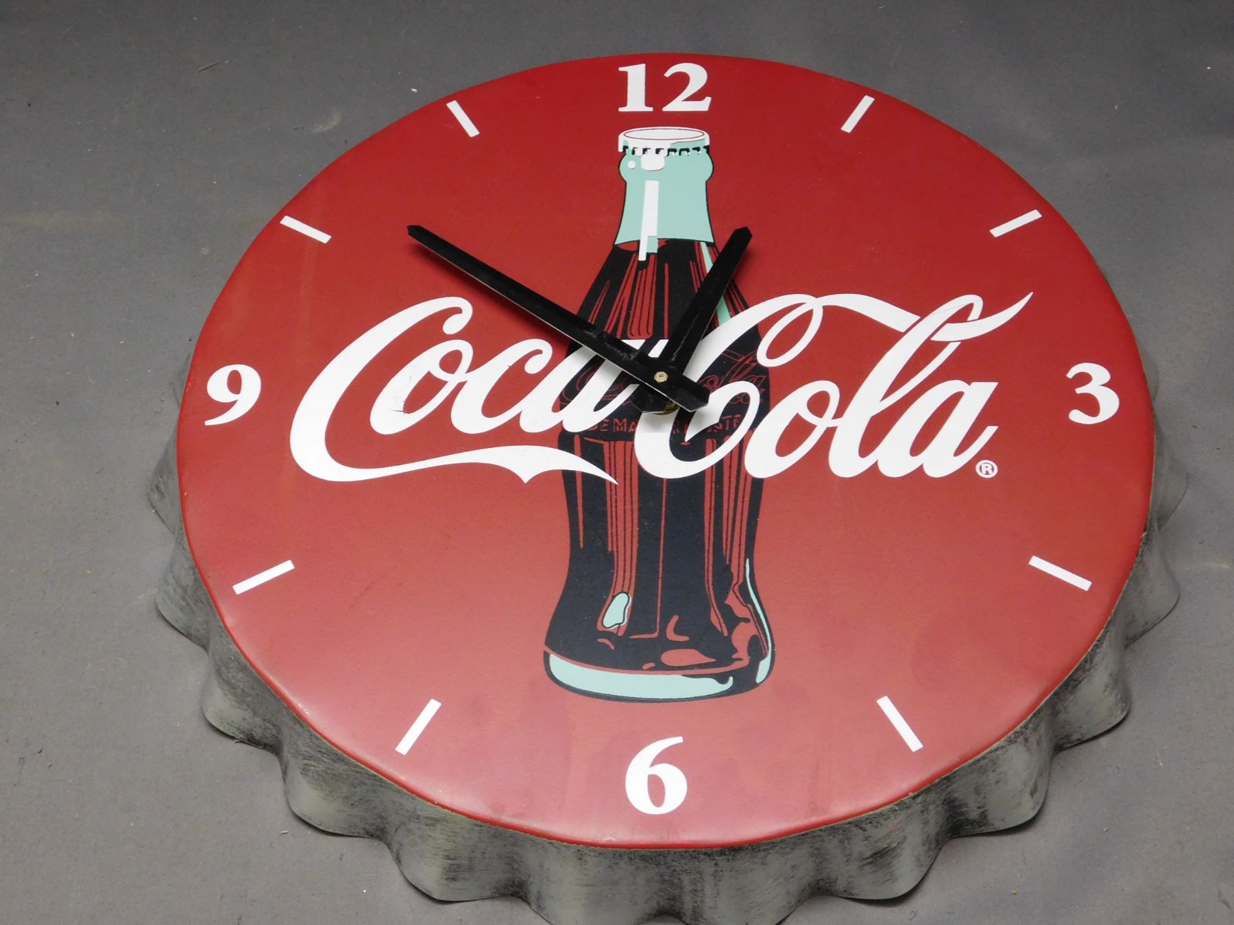 Coca Cola Bottle Cap Clock at Gabriella Madden blog