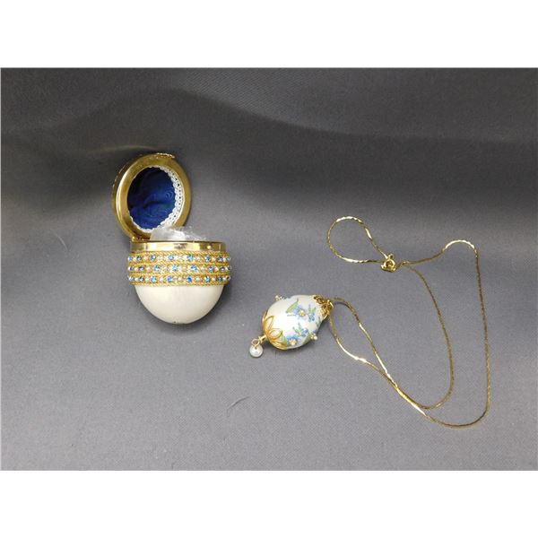 MJK 2003 Ornate Egg Necklace / Pendant & Fancy Egg Presentation Box