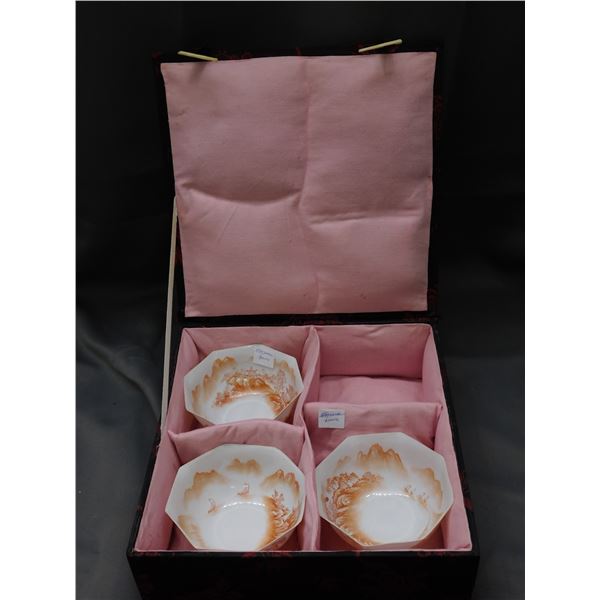 Egg Shell Bowls Asian Hand Painted in Presentation Box 3/4 of Set