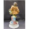 Image 3 : Capodimonte Porcelain Male Figurine 16" - brilliant colours