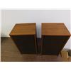 Image 2 : AMX 77 Bookshelf Speakers Teak Veneer?
