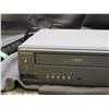 Image 2 : Magnavox VCR / DVD Player CMWD2206