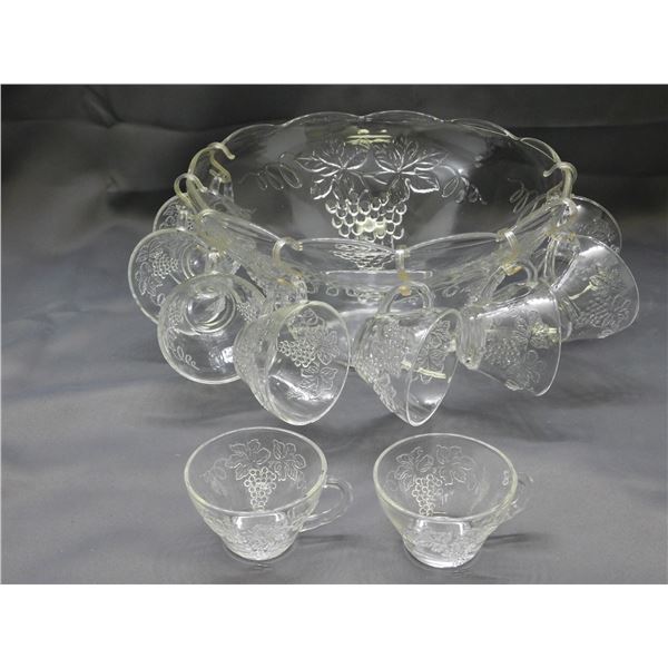 Glass Punch Bowl Set with Grape Pattern 10 Cups, Plastic Hoops.