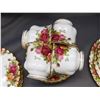 Image 3 : Large Lot of Royal Albert Old Country Roses 4 Trios, 1 5pc Set, 2 Servers, 3 Biscuit Plates