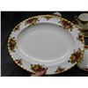 Image 5 : Large Lot of Royal Albert Old Country Roses 4 Trios, 1 5pc Set, 2 Servers, 3 Biscuit Plates