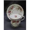 Image 2 : Lot of 5 Royal Albert Tea Cups and Saucers Fine Bone China England