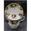 Image 5 : Lot of 5 Royal Albert Tea Cups and Saucers Fine Bone China England