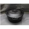 Image 2 : Wagner Ware Cast Iron Cauldron Dutch Oven 10 1/2