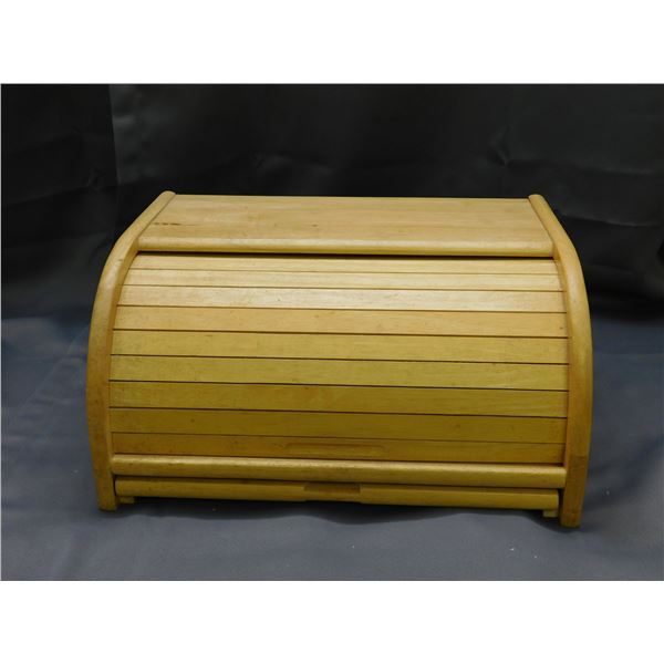 Wooden Accordion Bread Box with Pull Out Cutting Board