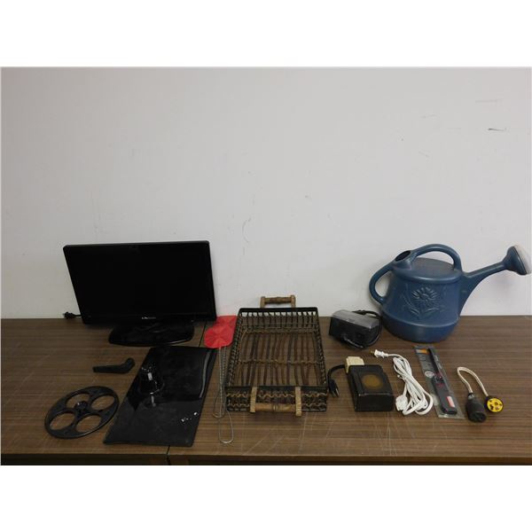 END OF THE RUN Basket, Watering Can, Lighter, Outdoor Timers, Wires, Etc
