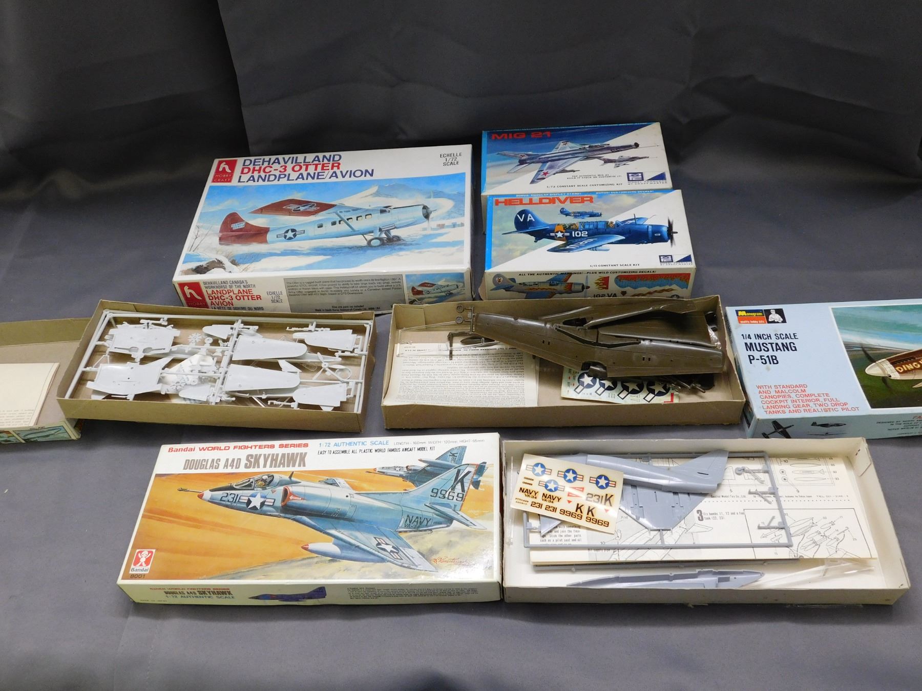 Lot of 6 Military Model Kits MPC, Hobby Craft, Monogram Mustang ...