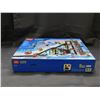 Image 2 : NEW SEALED LEGO City Ski and Climbing Center 60366