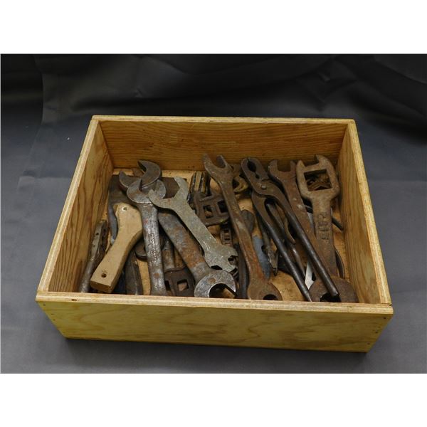 27pcs Various Vintage Wrenches
