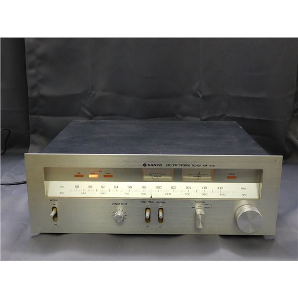 Sanyo AM / FM Stereo Tuner Model FMT 611K