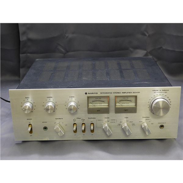Sanyo DCA 411 Stereo Amplifier Verstärker mit Phono Sanyo DCA 411 Stereo Amplifier Verstärker mit Phono