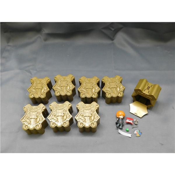 Lot of 8 Harry Potter 2020 Gachapon Minifig Ron, Harry, Hermione