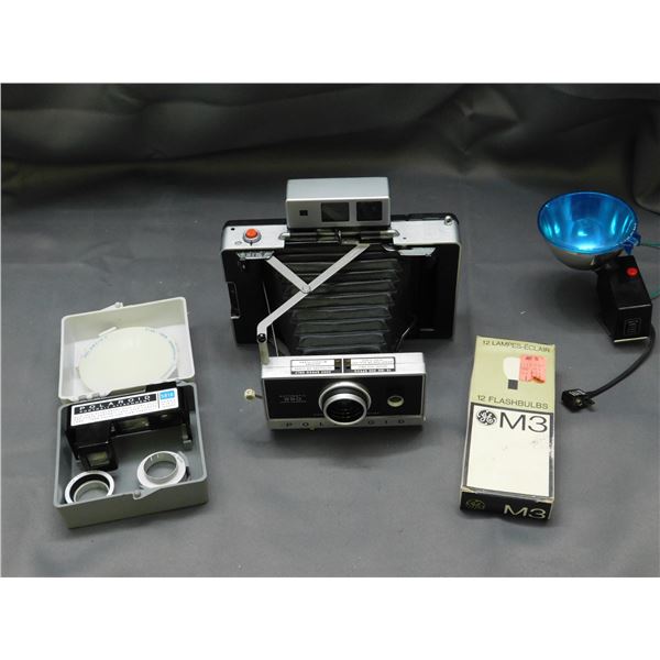 Polaroid 250 Land Camera w M3 Flashbulbs, Model 268 Flash w Blue Filter, Portrait Attachments