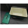 Image 4 : Vintage Green Metal Coleman Cooler Trunk Ice Chest