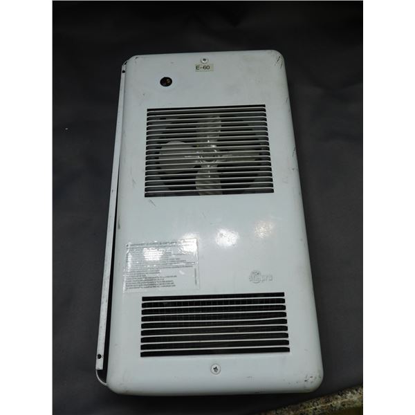 Stelpro E-60 White Powder Coat Steel Wall Fan