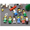 Image 2 : LEGO Robinhood 9 Minifigs 2 Horses, Weapons & Bricks