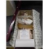 Image 2 : Lot of 2 Porcelain Dolls Ashton Drake "Mother Goose" Edwin Knowles & "Gabrielle"