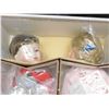 Image 2 : The Hamilton Collection "First Kiss" Fine Porcelain Collectible Doll NEW