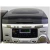 Image 2 : Audiovox 5CD Changer Stereo Radio