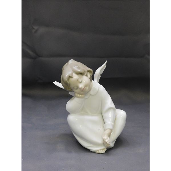 Lladro KLA 88 Spain Daisa 496 Artist Signed "Sitting Dreaming Angel"