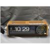 Image 1 : Vintage ERC Flip Clock Alarm Radio Model 2111