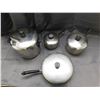 Image 2 : Lot of 4 Revereware Cooking Pots Stainless Steel all with Lids 3 qt, 1 1/2 qt, 8qt