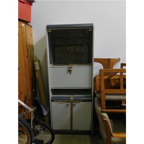 White Wooden Display Cabinet / Showcase Glass Doors