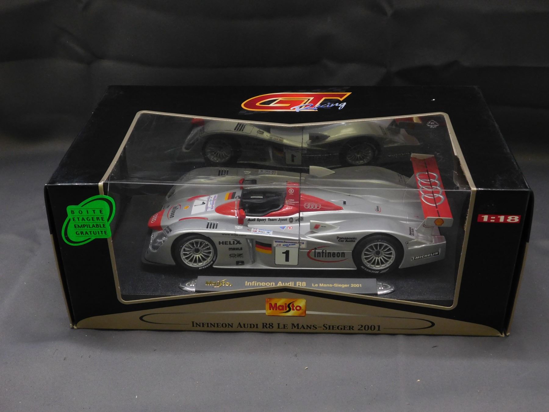 MAISTO GT RACING BMW V12 LMR(LE MANS1999) DIE CAST