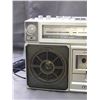 Image 2 : Sanyo AM FM Radio Cassette Deck M9975