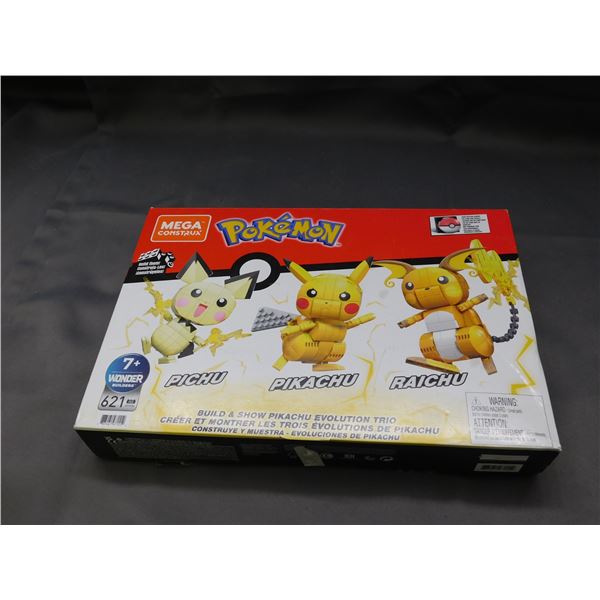 MEGA Construx Pokemon Pikachu Evolutions Trio